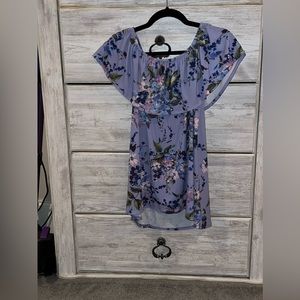 Boutique brand purple floral top.